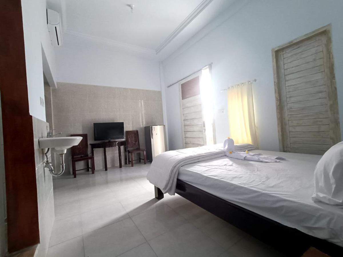 Roy Guest House Canggu  Exterior photo