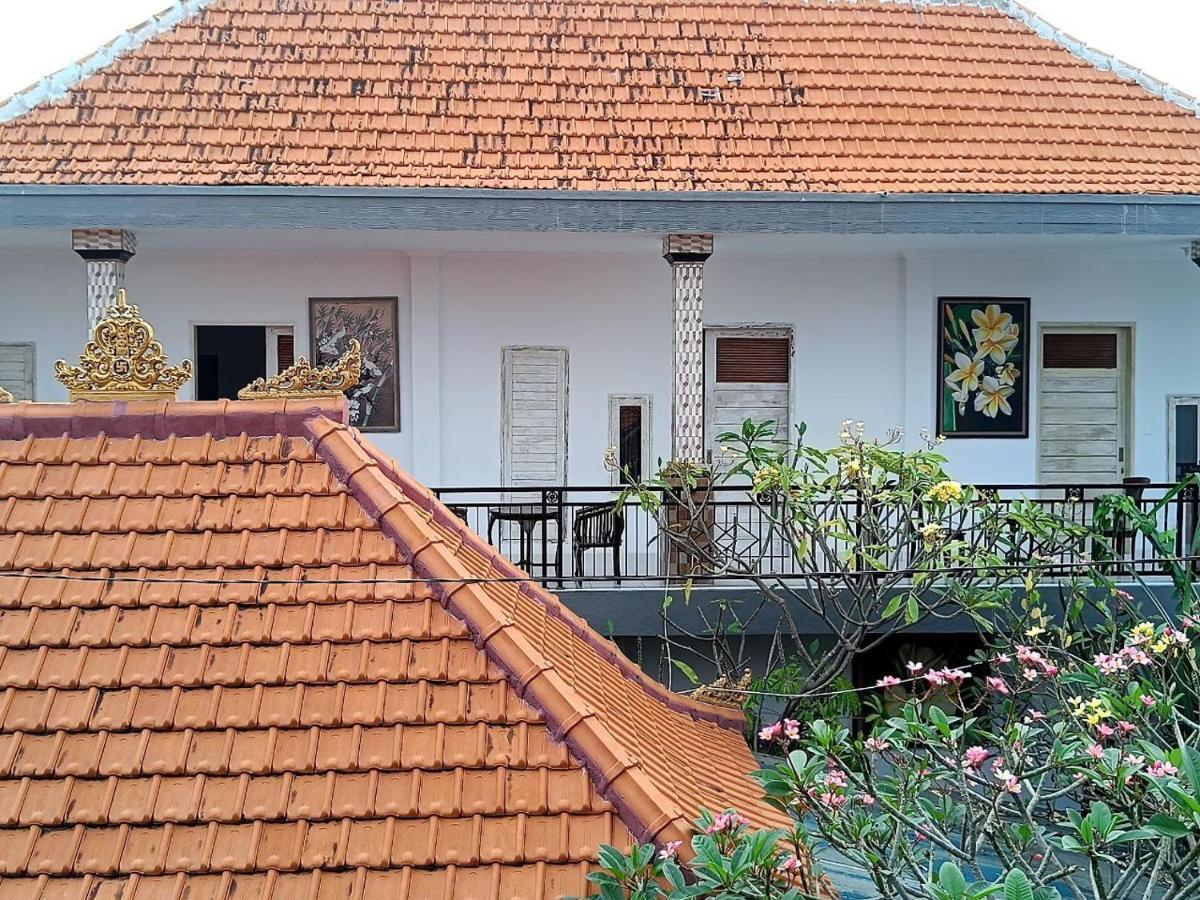 Roy Guest House Canggu  Exterior photo