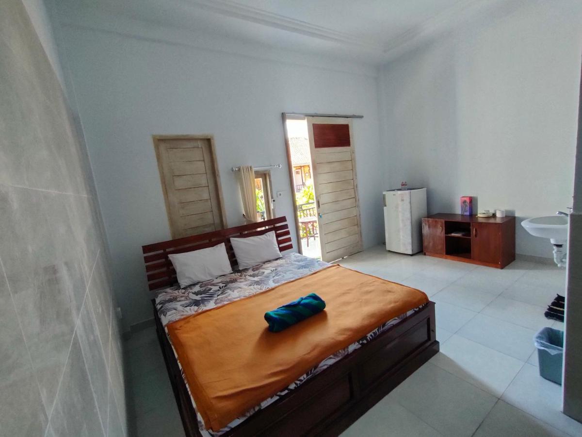 Roy Guest House Canggu  Exterior photo